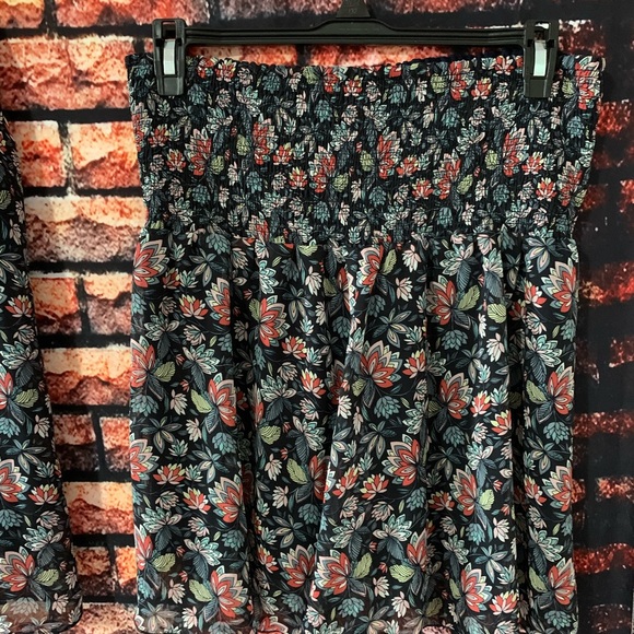 Cabi Flirt Floral 2 Piece - Picture 3 of 6